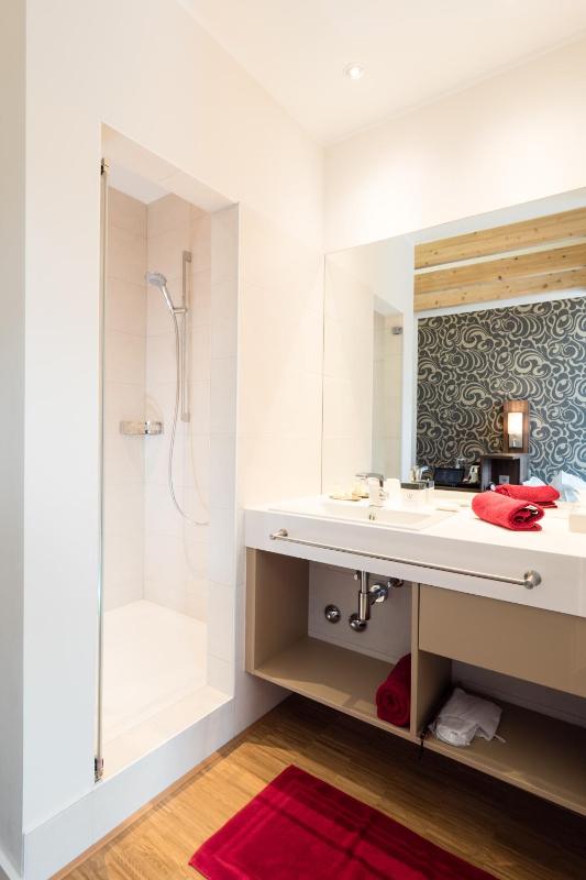 Comfort Single Room image 3