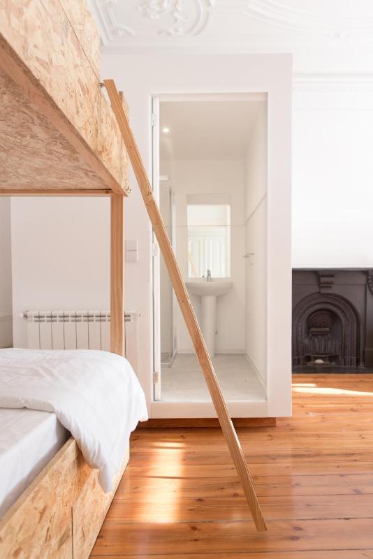 Republica Boutique Hostel - image 32