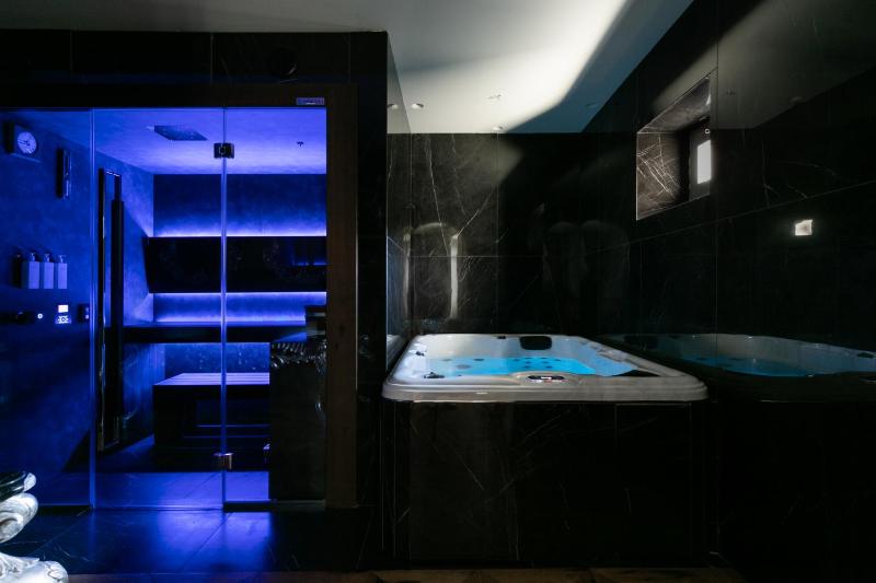 Luxury Suite Spa  image 2