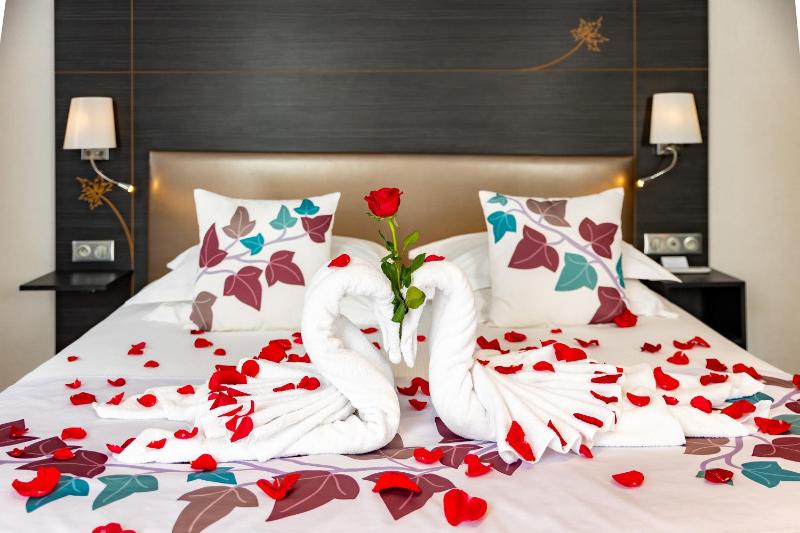 Comfort Room image 2