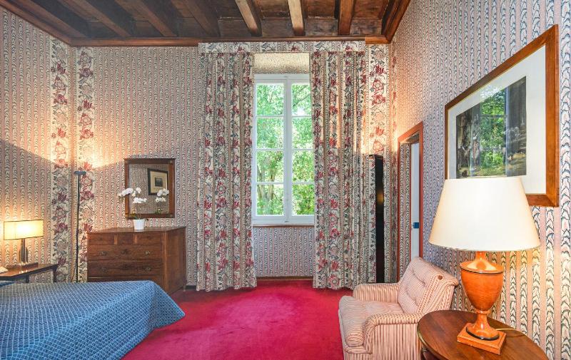 Junior Suite image 1