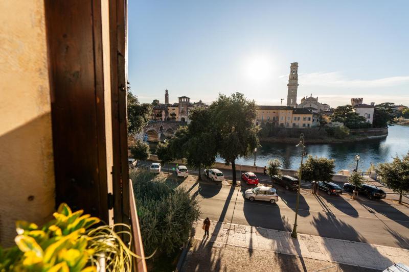 Two-Bedroom Apartment with River View image 3