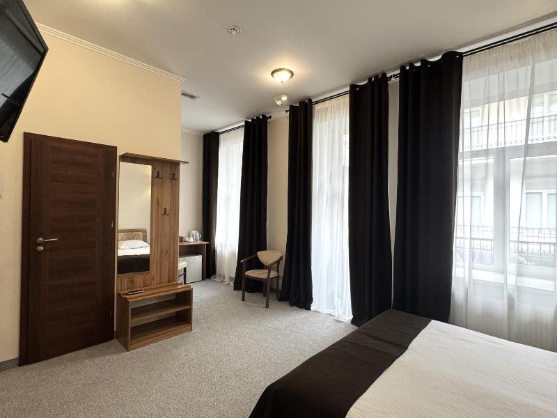 Double or Twin Room image 1