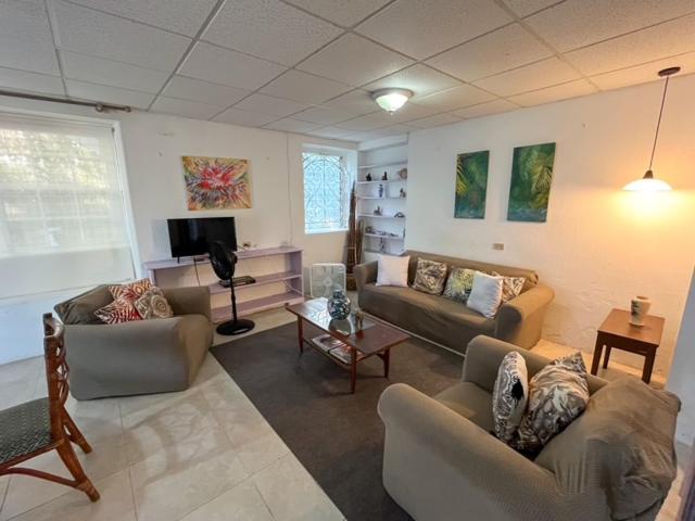 York House - image 1