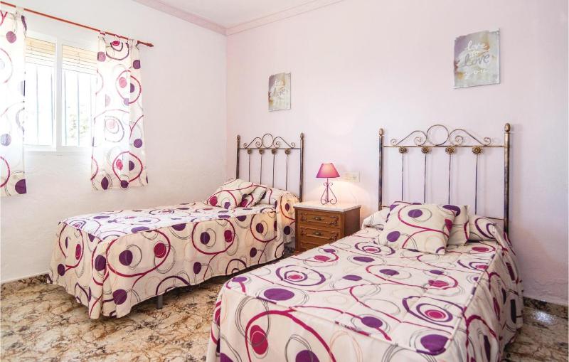 Three-Bedroom Holiday Home  image 2