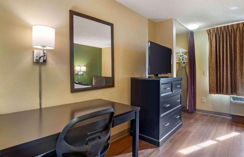 Extended Stay America Suites - Palm Springs - Airport - image 19