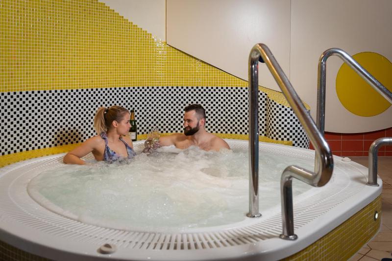 Dom Wczasowy Zew Morza - Basen Spa Wyżywienie w Cenie - image 10