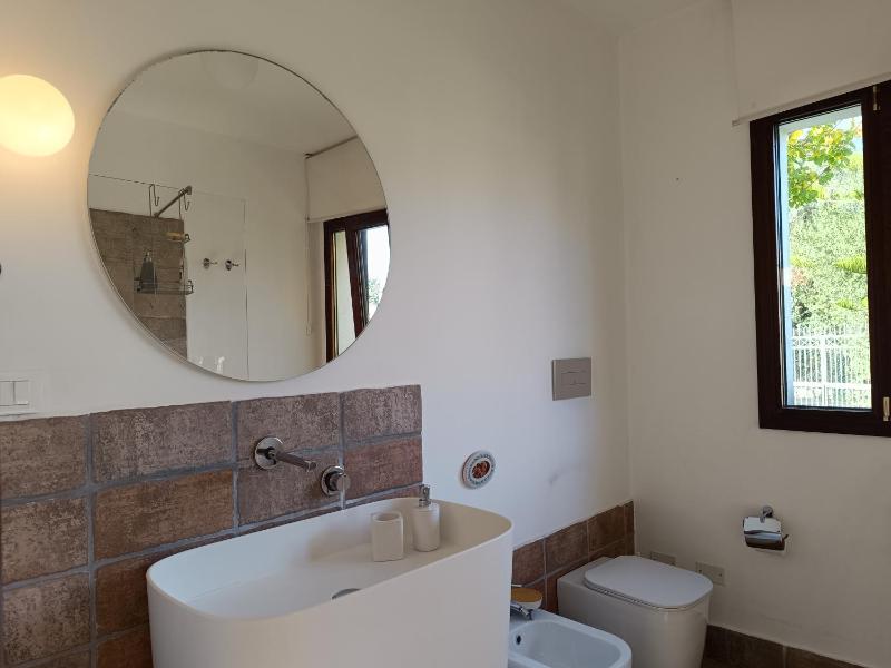 Quadruple Room with Balcony image 4