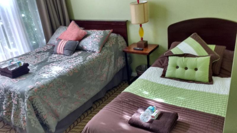 Classic Triple Room image 4