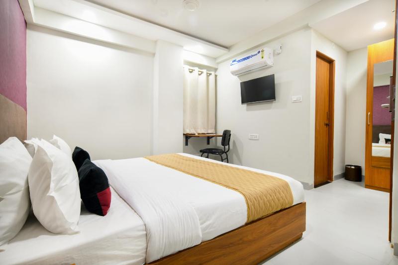 Aceotel Inn Vijay Nagar - image 17