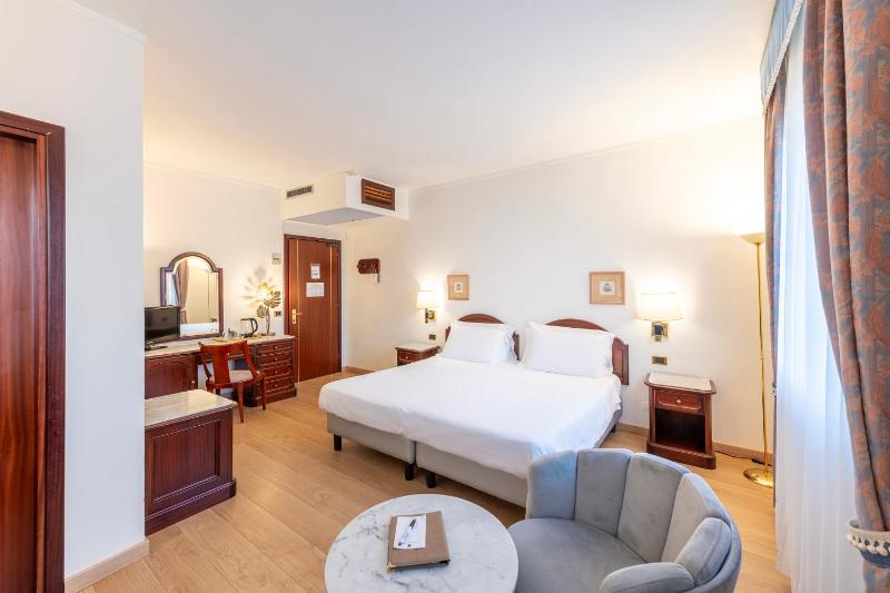 Junior Suite image 4