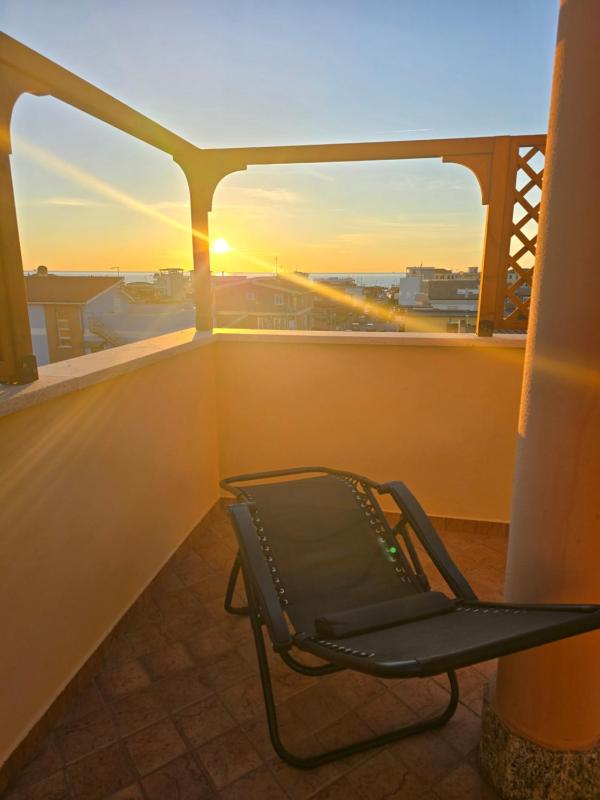 Linda's House Fiumicino sunset view - image 20