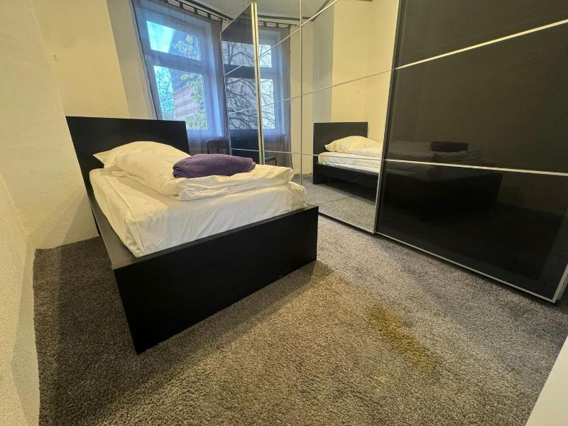 Best Frankfurt Apartments - image 15