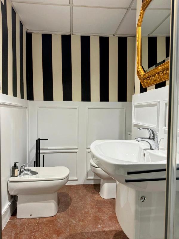 Misterhost Loft Alameda - image 7