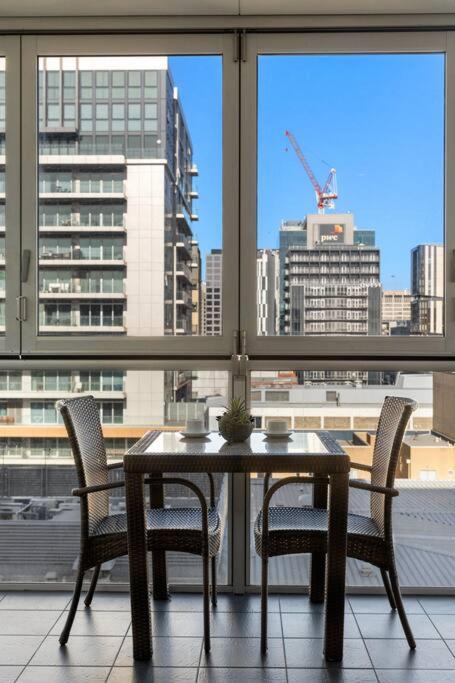 The Balfours Haven - 1BR CBD with Wifi Parking - image 13