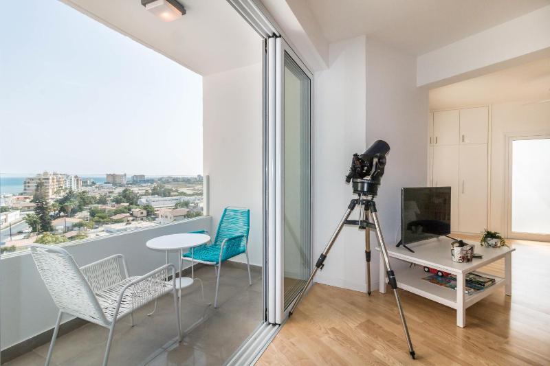 Apartment with Sea View image 3