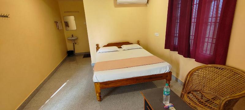 Sri Vinayaga Rooms - image 8