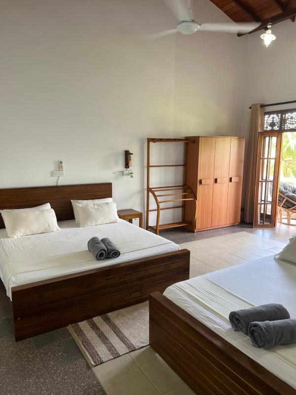 Hummus Hostel Hikkaduwa - image 15