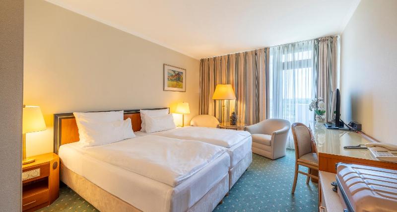 Standard Double Room image 1