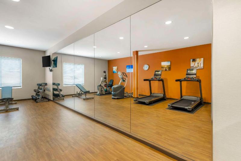 Comfort Suites Sarasota-Siesta Key - image 16
