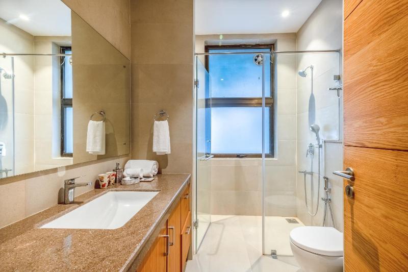 Casa Y'na -Contemporary 3BHk Luxury VillaCandolim - image 8