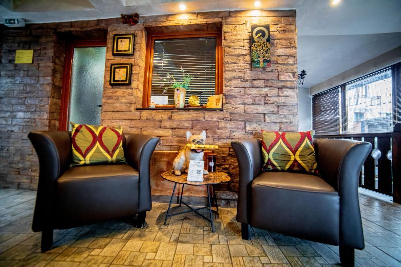 Velinov Boutique Hotel - image 14