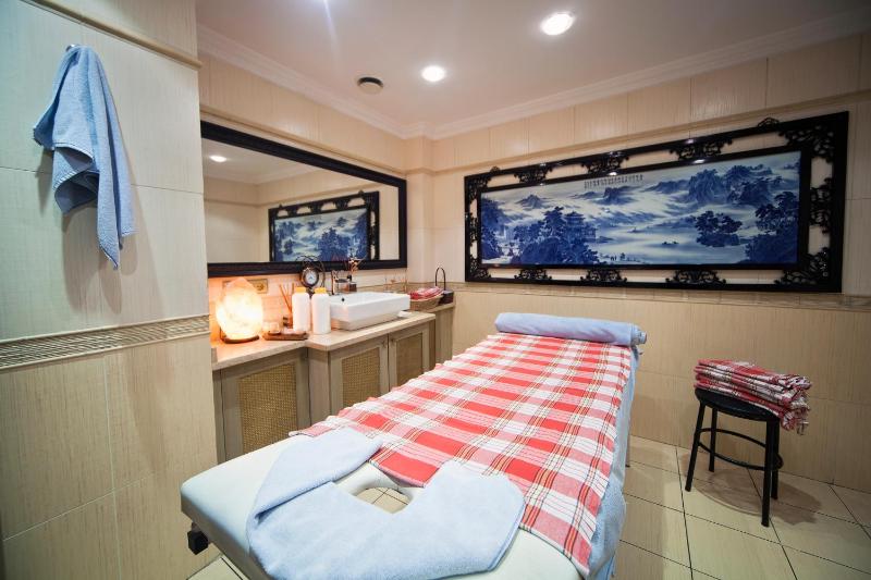 Grand Asiyan Hotel - image 11