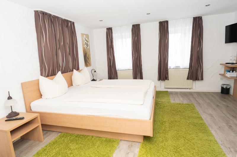Deluxe Room image 4