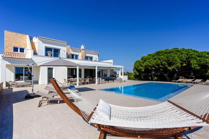 Villa Goldeneye - Luxury 6 Bedroom Villa - image 41