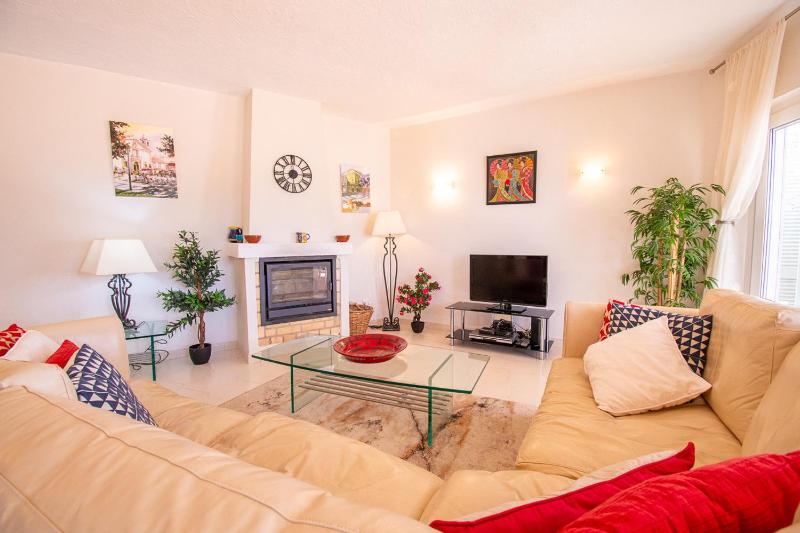 Casa Alegria - Perfect Villa for Families - image 21