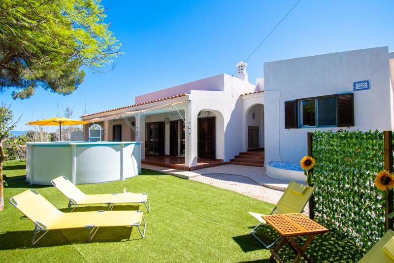 Casa Xodo - Charming 3-Bedroom Villa - image 1