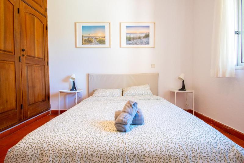 Casa Xodo - Charming 3-Bedroom Villa - image 27