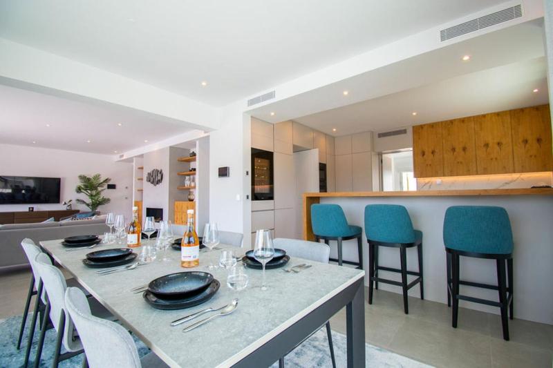 Casa da Lua - Luxury 4-Bedroom Villa with Pool - image 44
