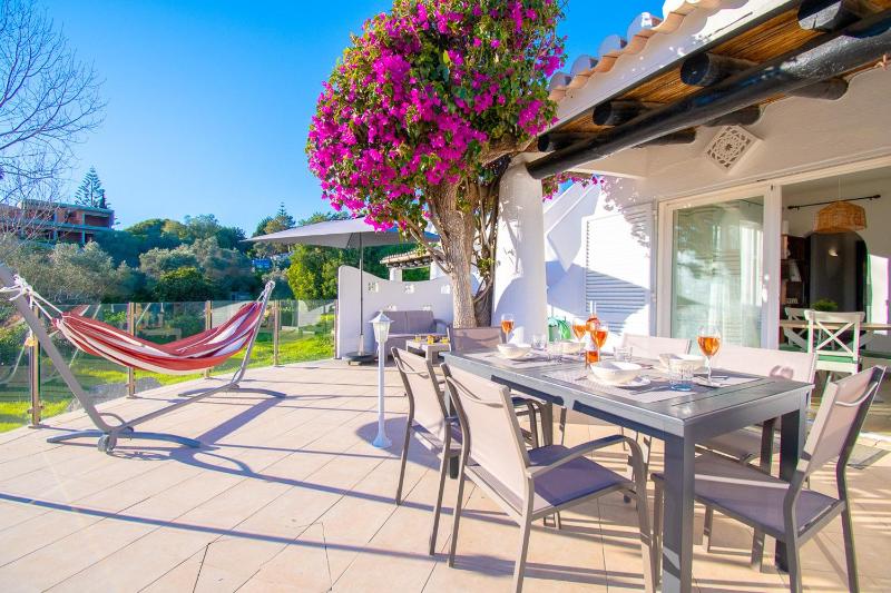 C65 Quinta do Paraiso - Charming 2-Bedroom Bungalow - image 17