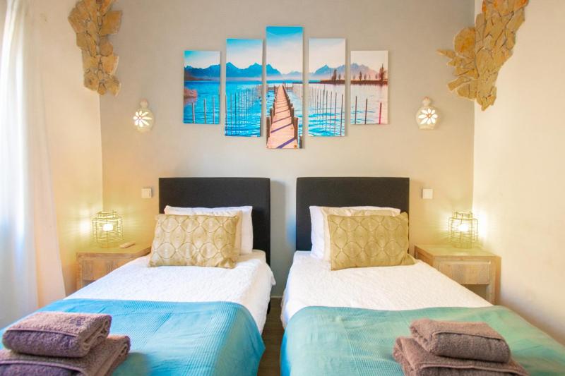 C65 Quinta do Paraiso - Charming 2-Bedroom Bungalow - image 28