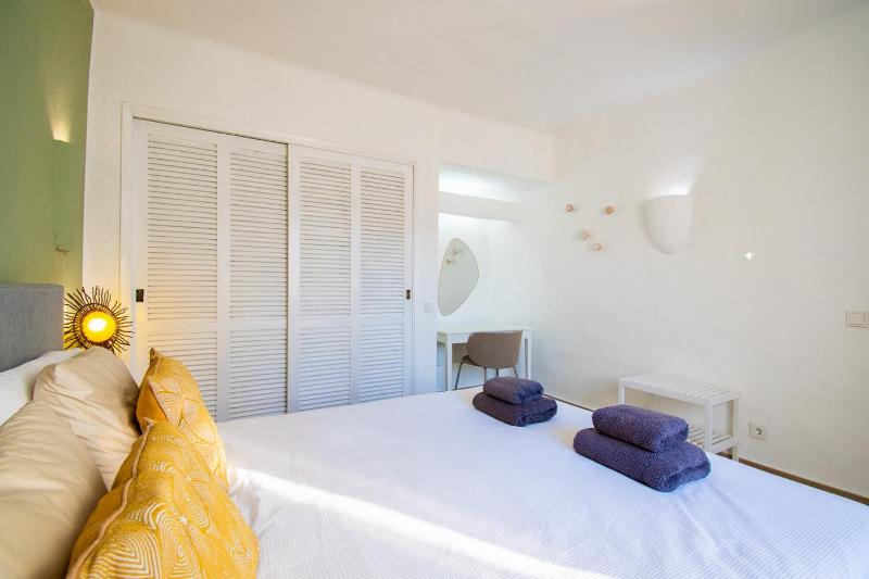 C65 Quinta do Paraiso - Charming 2-Bedroom Bungalow - image 34