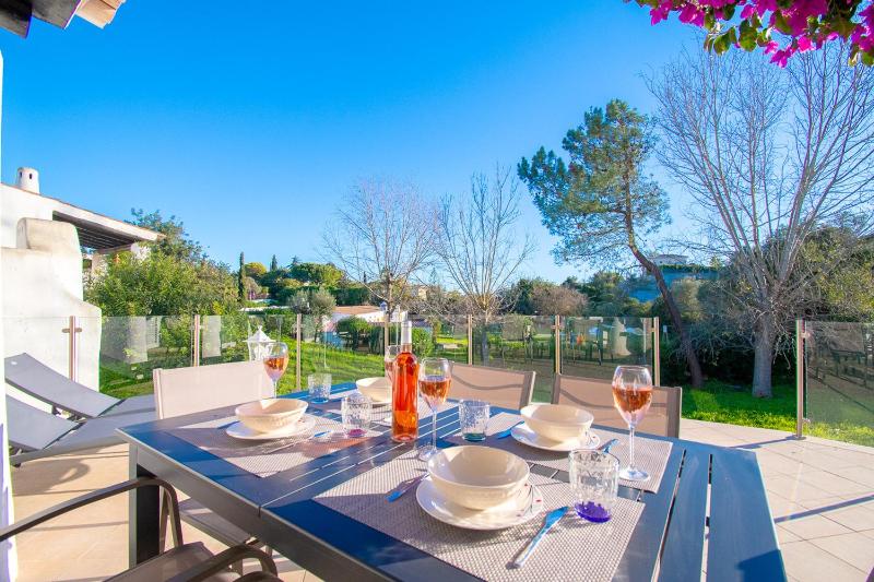 C65 Quinta do Paraiso - Charming 2-Bedroom Bungalow - image 12