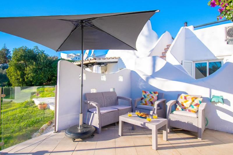 C65 Quinta do Paraiso - Charming 2-Bedroom Bungalow - image 47