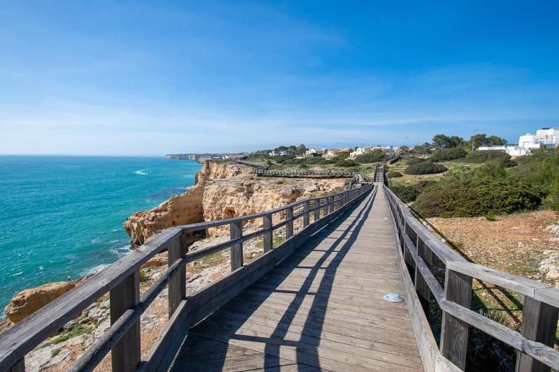 C65 Quinta do Paraiso - Charming 2-Bedroom Bungalow - image 36
