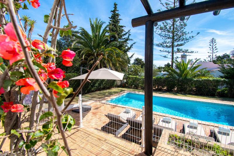 Casa Miguel - Family-Friendly 3-Bedroom Villa with Private Pool - image 6