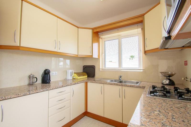 Casa Miguel - Family-Friendly 3-Bedroom Villa with Private Pool - image 31