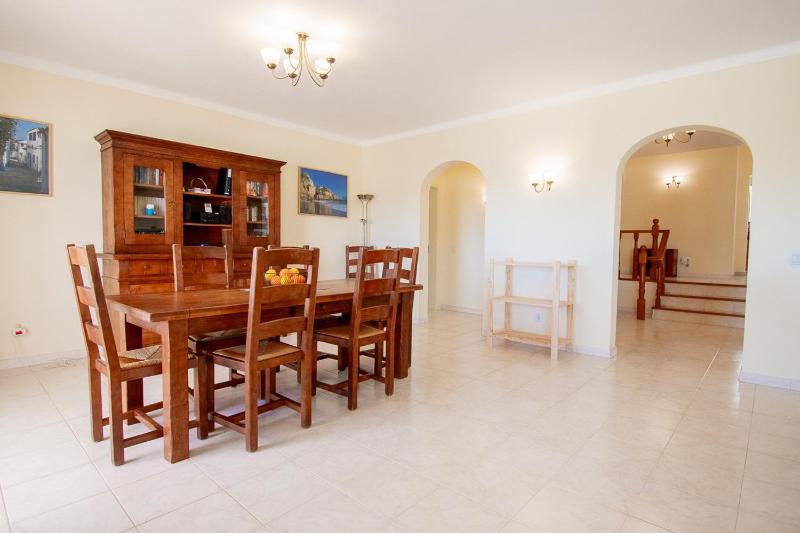 Casa Filipa Full house - Spacious Villa with Private Pool & Jacuzzi - image 30