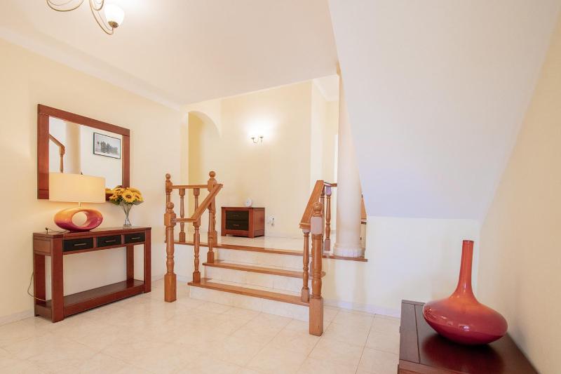 Casa Filipa Full house - Spacious Villa with Private Pool & Jacuzzi - image 50