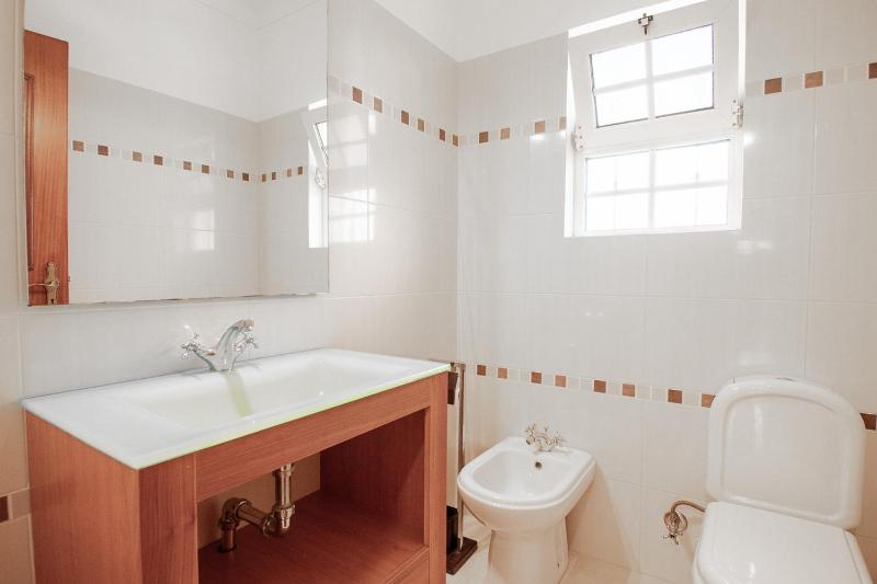 Casa Filipa Full house - Spacious Villa with Private Pool & Jacuzzi - image 44