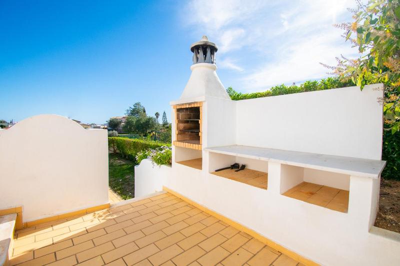 Casa Filipa Full house - Spacious Villa with Private Pool & Jacuzzi - image 36