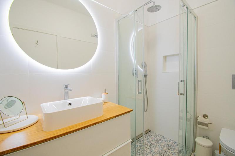 Casa Mel - Stylish 3-Bed Townhouse with Pool - image 8
