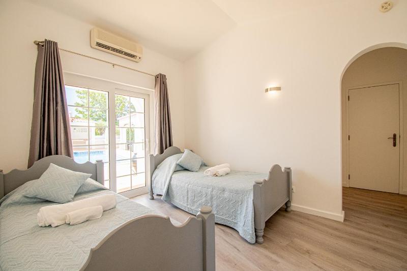 The Gaff - Great 5-Bedroom Villa - image 47