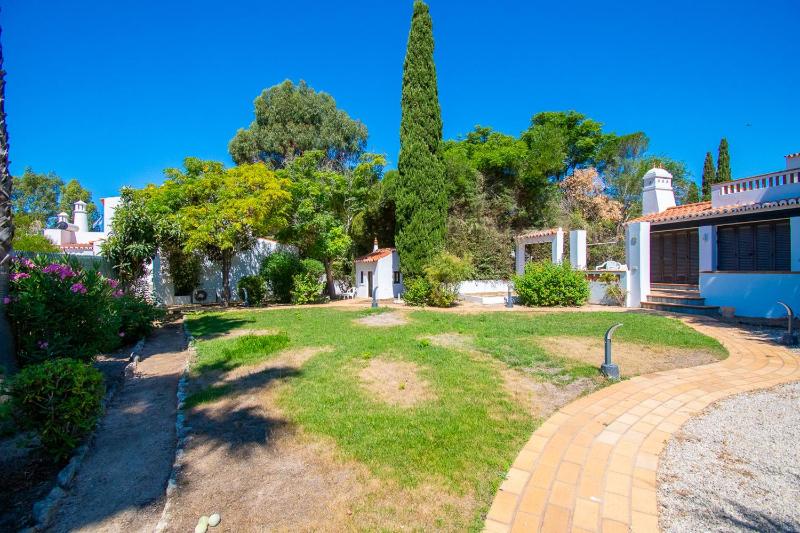 The Gaff - Great 5-Bedroom Villa - image 37