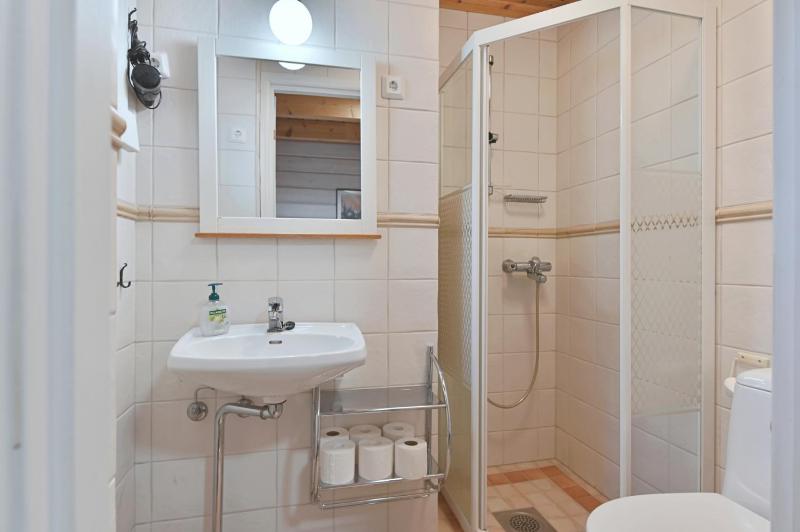 Lucky Levi Lodge Incl WiFi Sauna and outdoor jacuzzi with extra fee - image 18