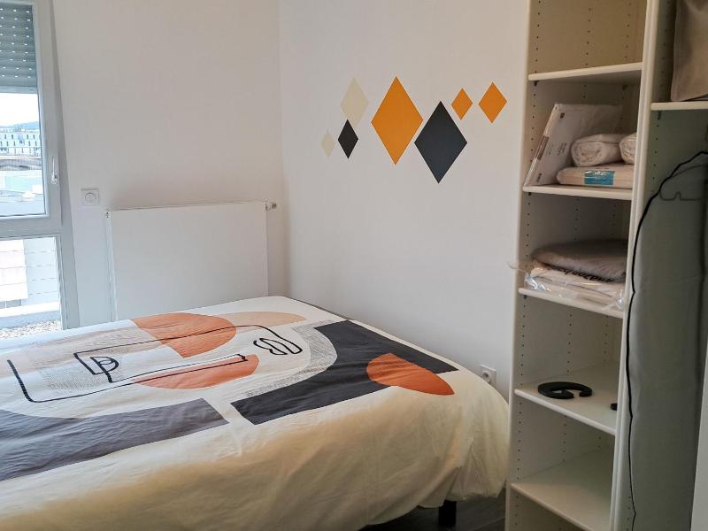 Appartement contemporain 3 chambres avec vue sur canal parking et internet à Nancy - FR-1-584-343 - image 3